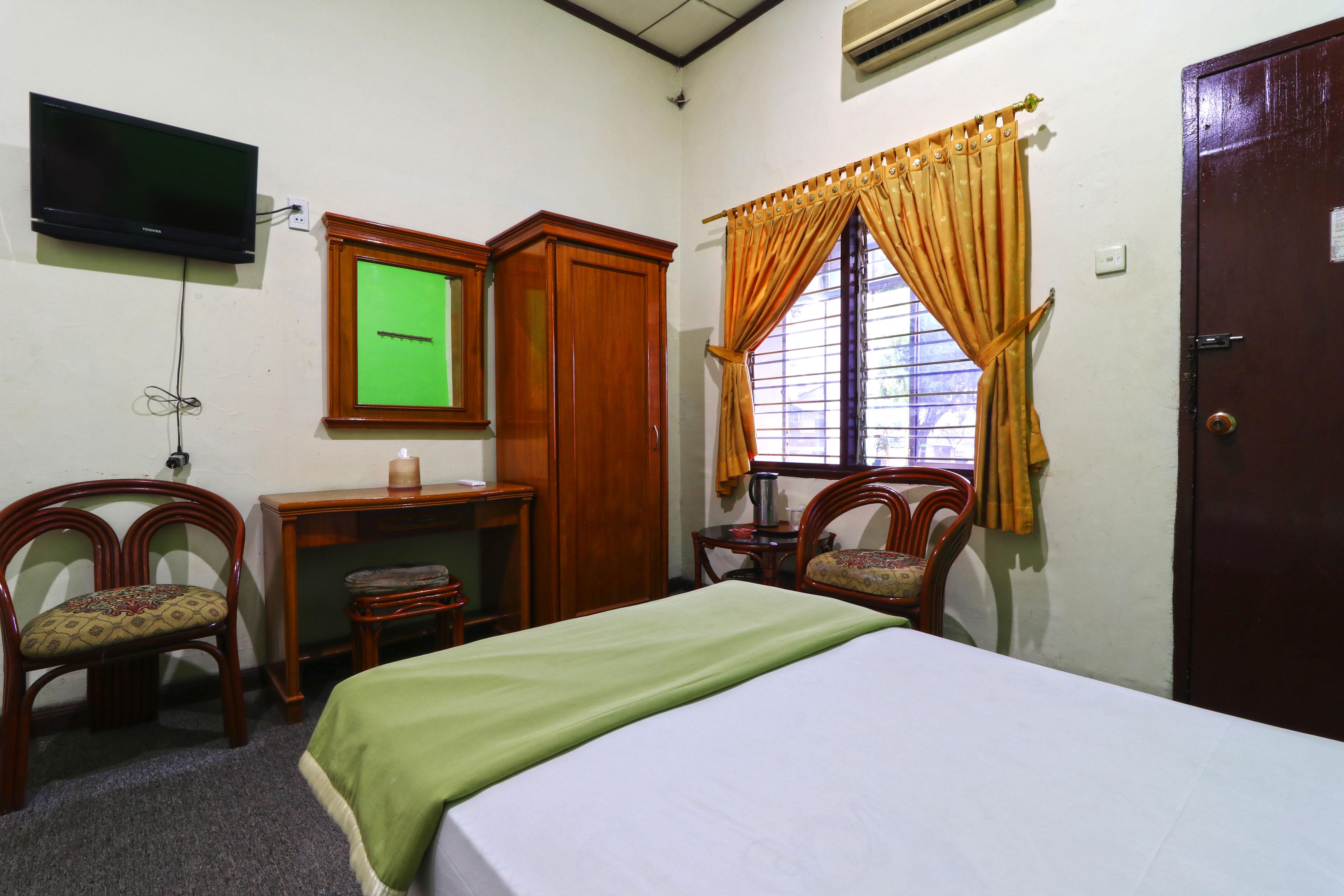 Hotel Sumatera Medan Esterno foto
