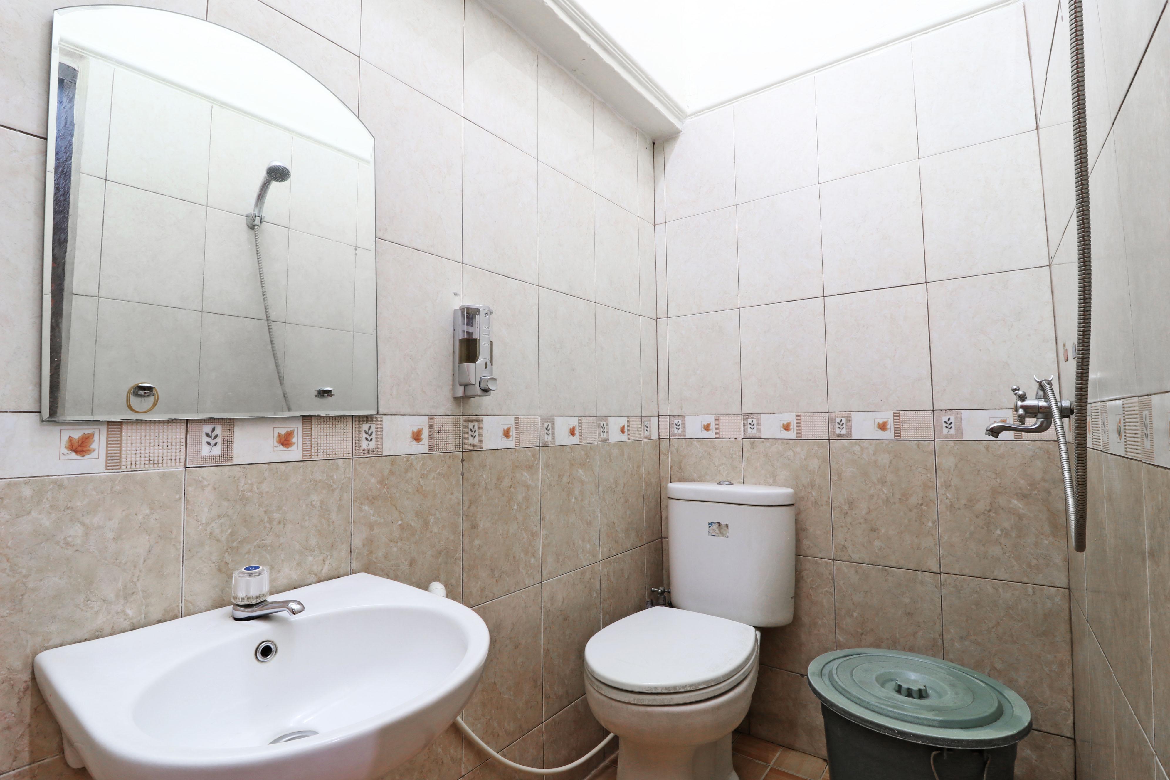 Hotel Sumatera Medan Esterno foto